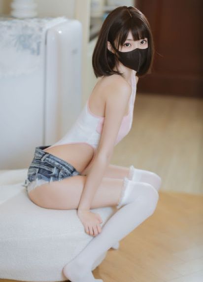 美国小蜜桃4_HD免费播放