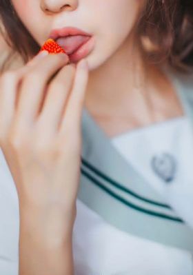 与爱同居第一季完整版在线观看_蓝光在线视频播放